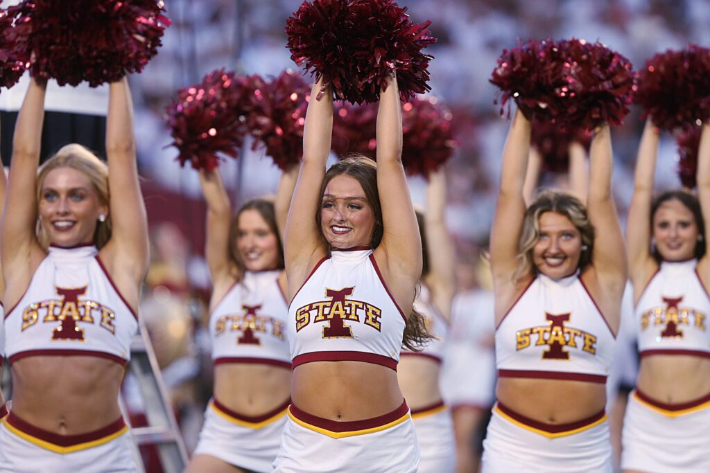 Iowa State vs Cincinnati Prediction 111624 College Football Picks
