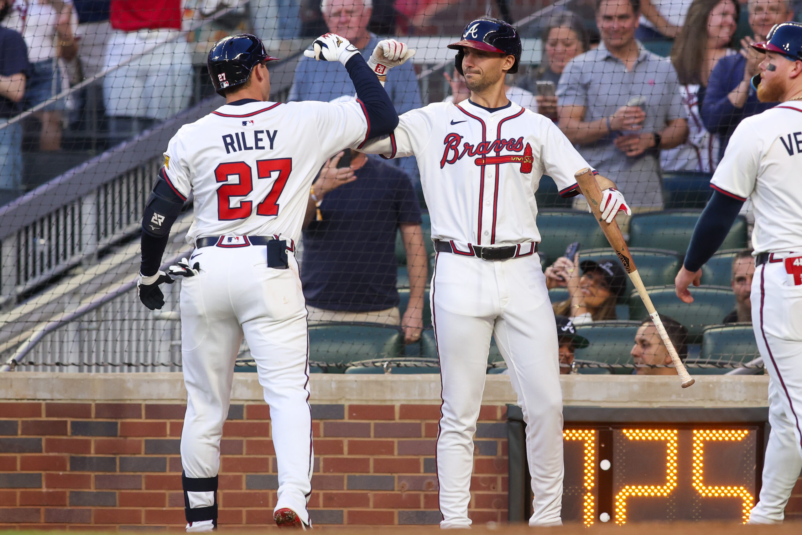 Dodgers vs Braves: Direct to your Phone!